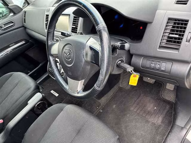 MAZDA MPV