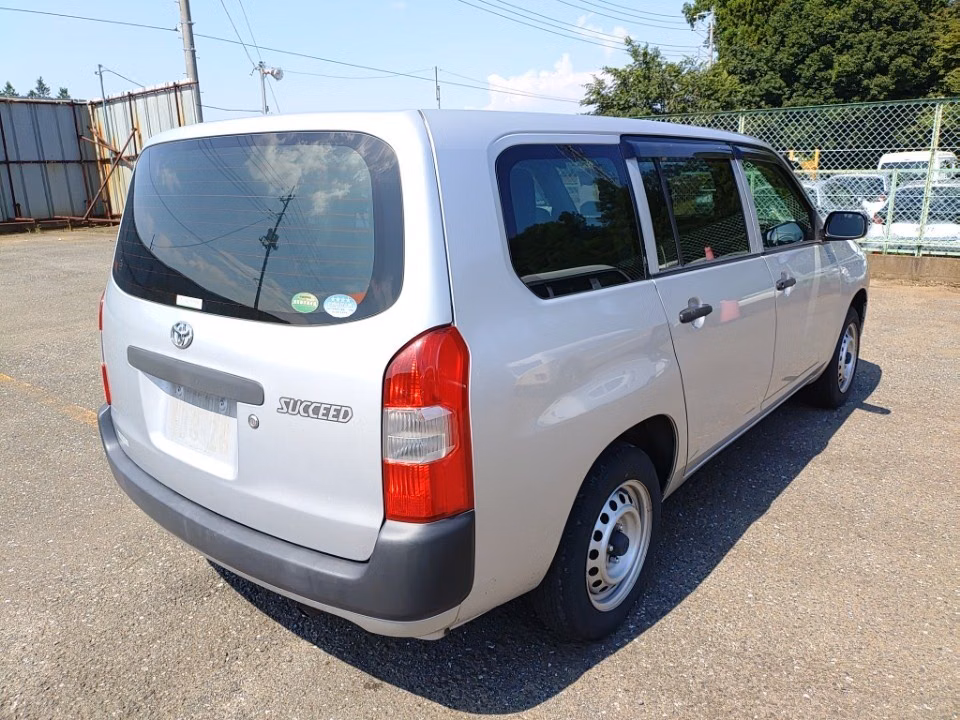 TOYOTA PROBOX