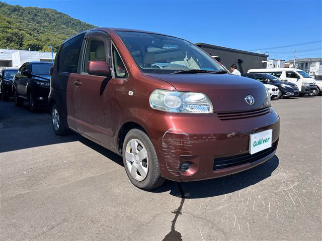 TOYOTA PORTE