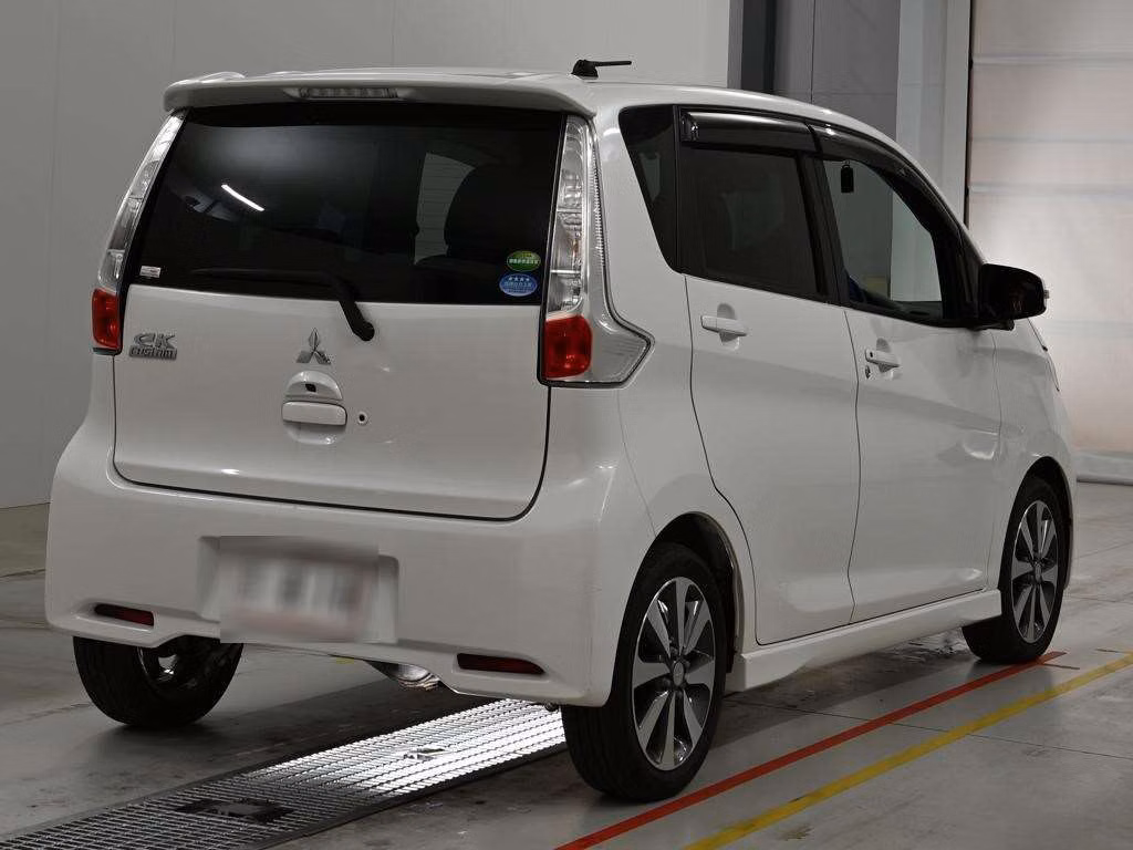 MITSUBISHI EK CUSTOM