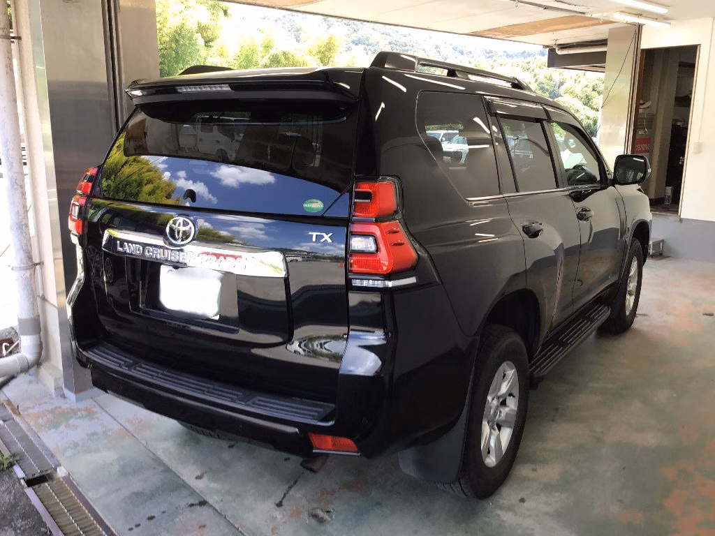 TOYOTA LAND CRUISER PRADO