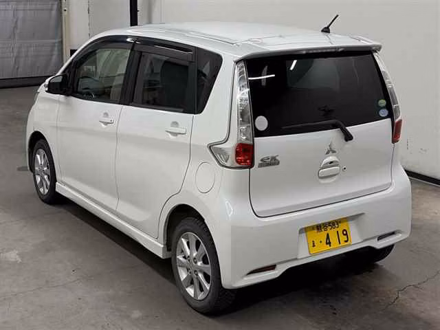 MITSUBISHI EK CUSTOM