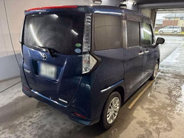 TOYOTA TANK
