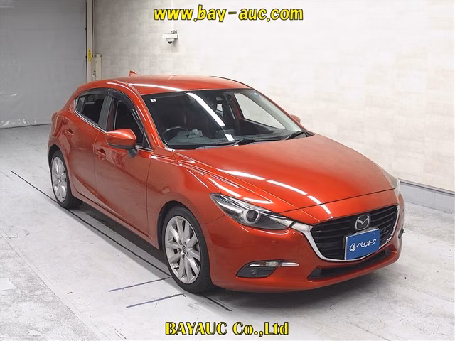 MAZDA AXELA