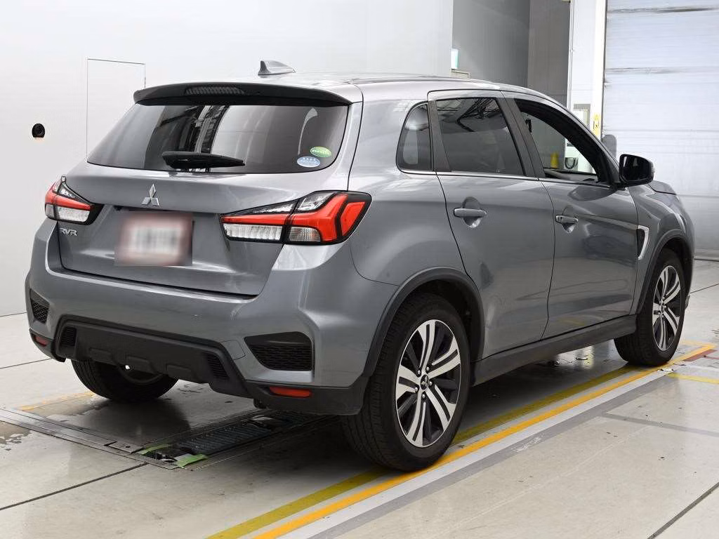 MITSUBISHI RVR