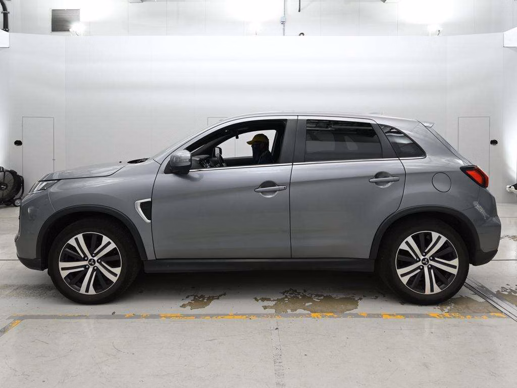 MITSUBISHI RVR