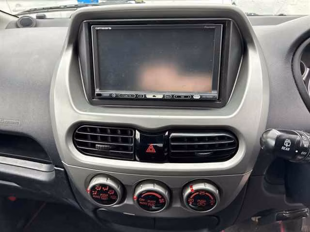 MITSUBISHI I