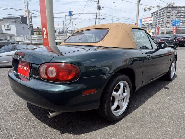 MAZDA ROADSTER