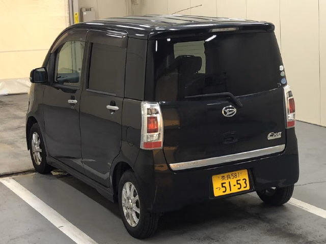 DAIHATSU TANTO EXE
