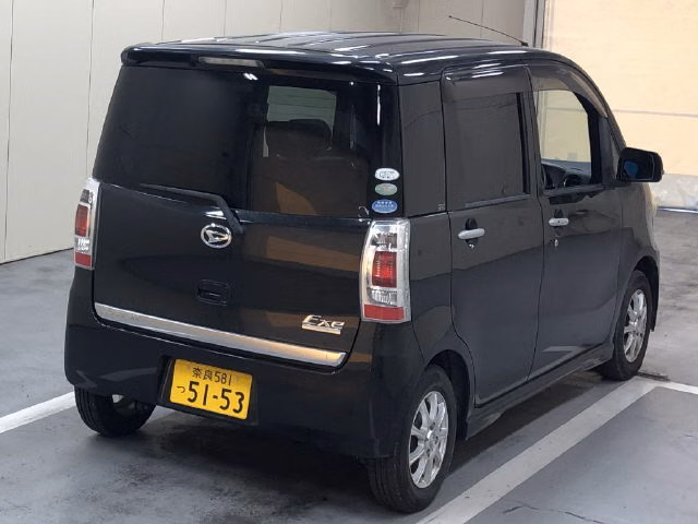 DAIHATSU TANTO EXE