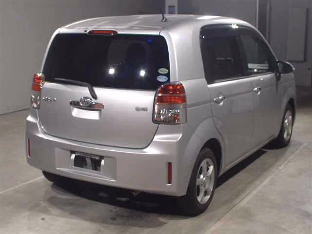 TOYOTA SPADE