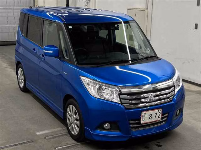 MITSUBISHI DELICA D:2