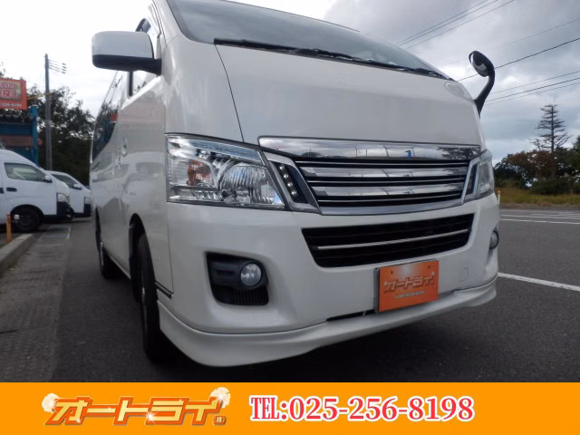 Nissan NV350 Caravan