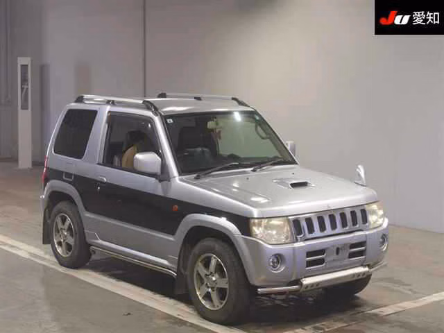 MITSUBISHI PAJERO MINI