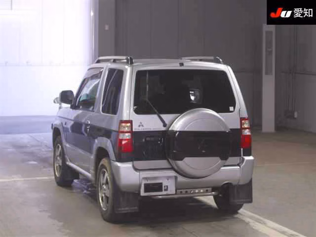 MITSUBISHI PAJERO MINI