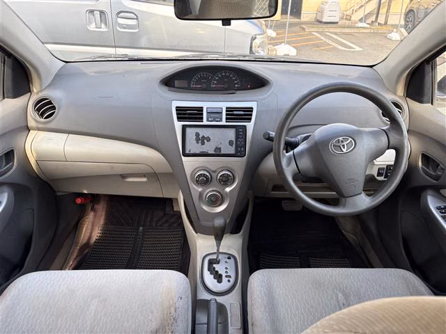 TOYOTA BELTA