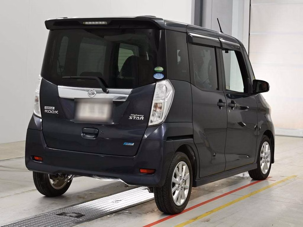 NISSAN DAYZ ROOX