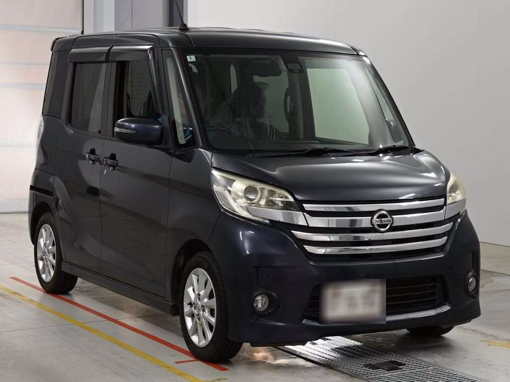 NISSAN DAYZ ROOX