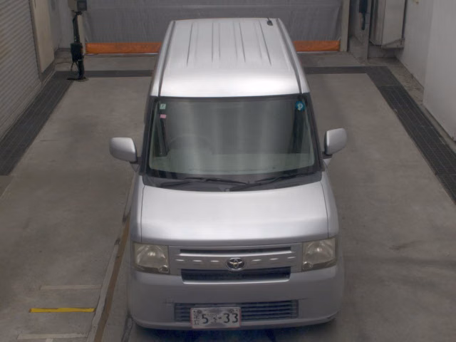 TOYOTA PIXIS SPACE