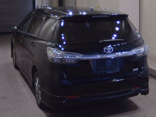 TOYOTA WISH