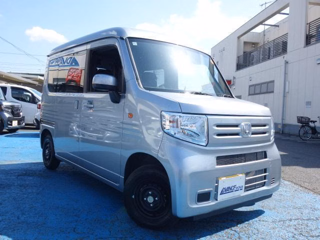 HONDA N-VAN