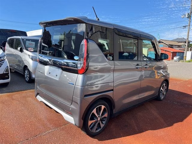 MITSUBISHI EK SPACE