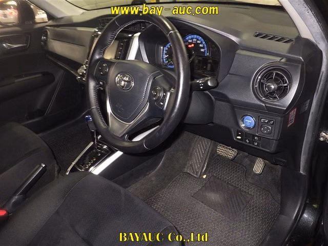 TOYOTA COROLLA FIELDER