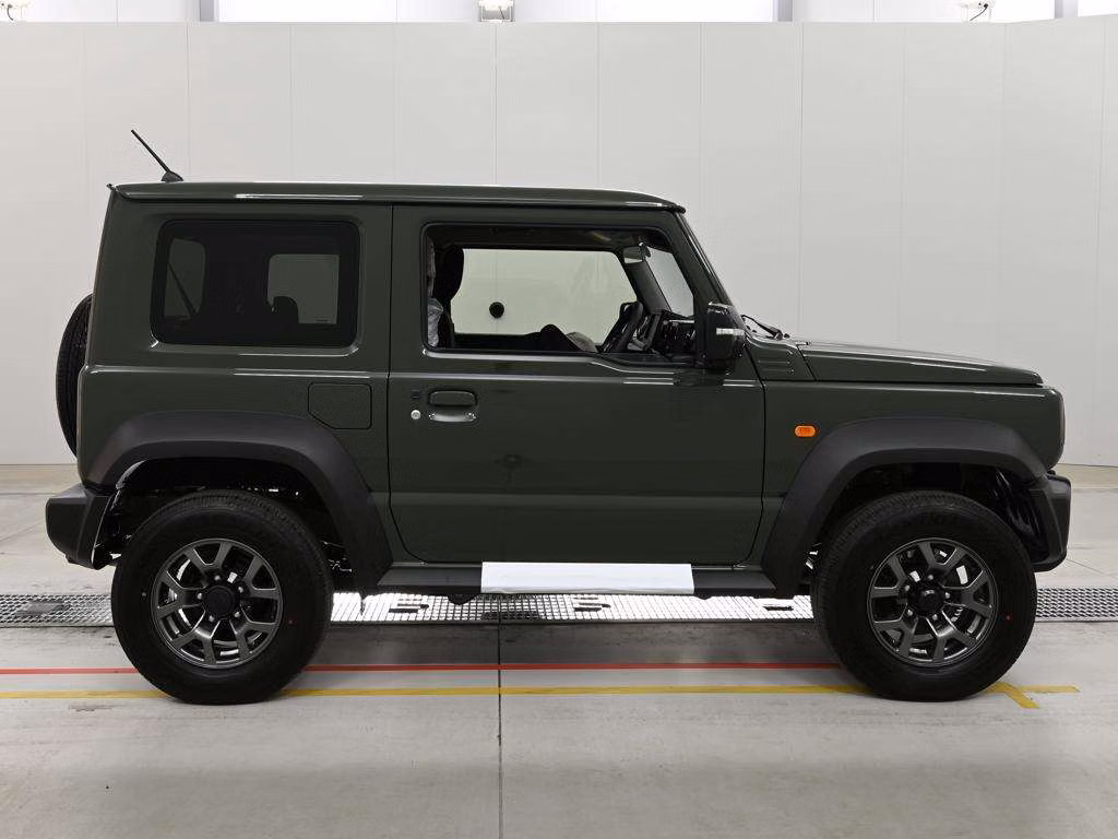 SUZUKI JIMNY SIERRA