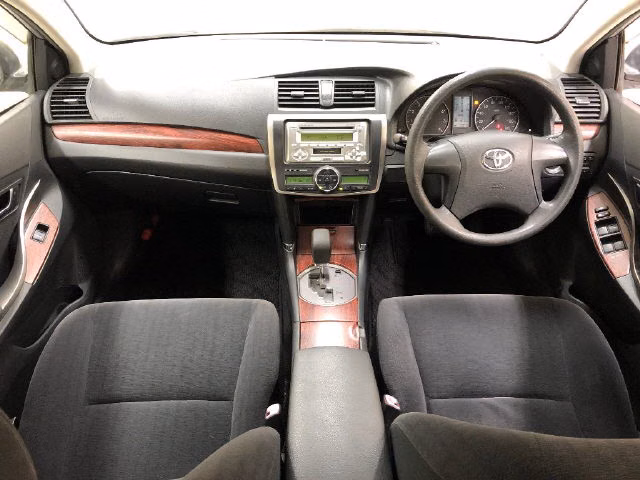 TOYOTA PREMIO