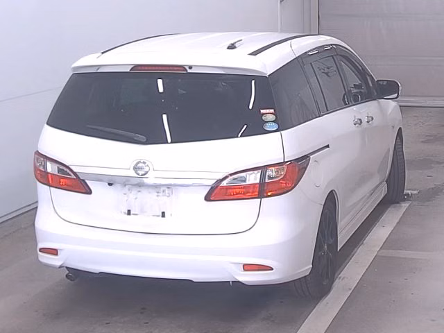 NISSAN LAFESTA
