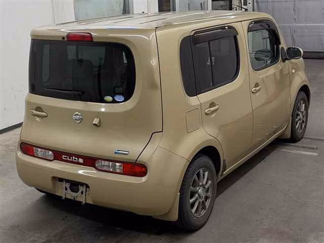 NISSAN CUBE