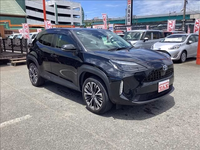 TOYOTA YARIS CROSS