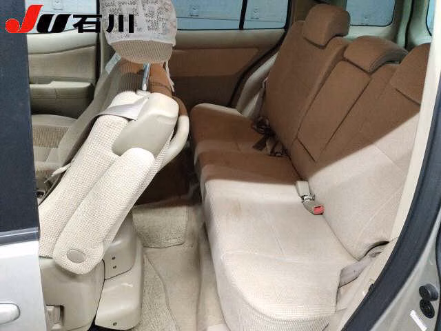 TOYOTA RAUM