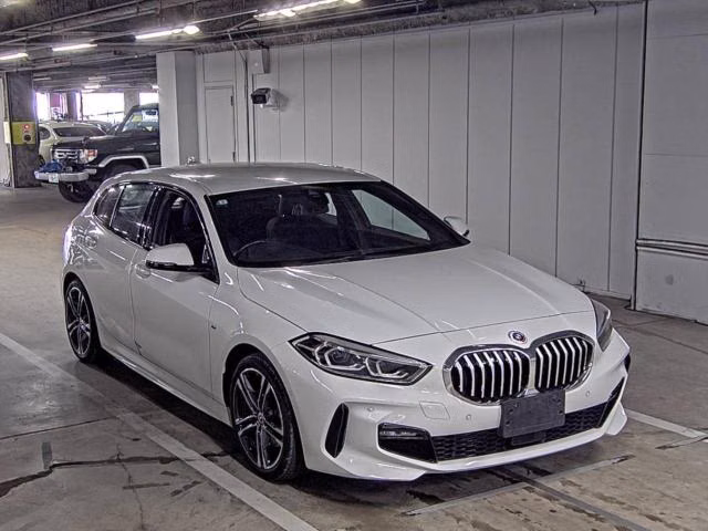 BMW 1-SERIES