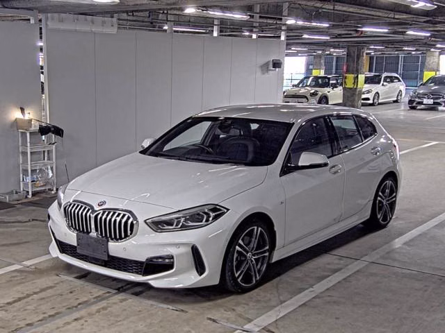 BMW 1-SERIES