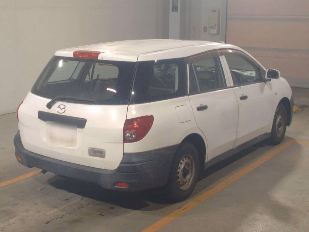 MAZDA FAMILIA