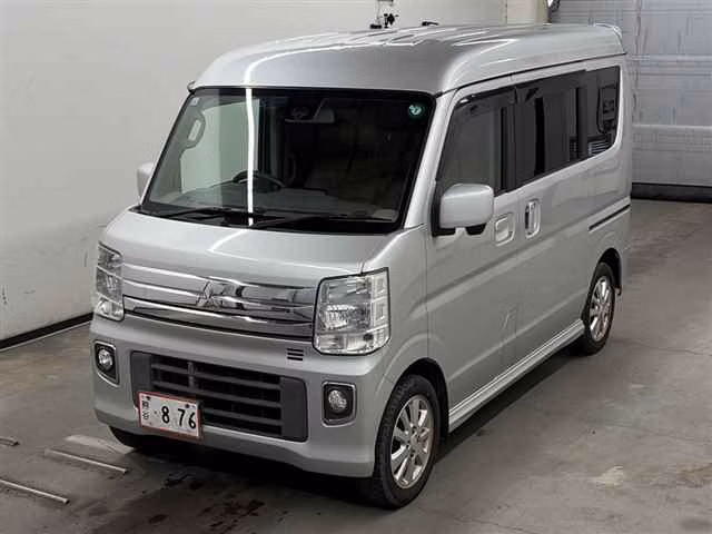 MITSUBISHI TOWN BOX