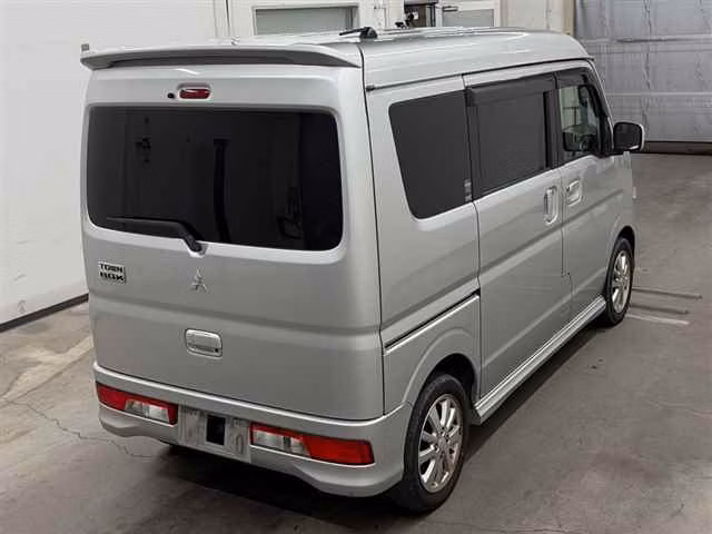 MITSUBISHI TOWN BOX
