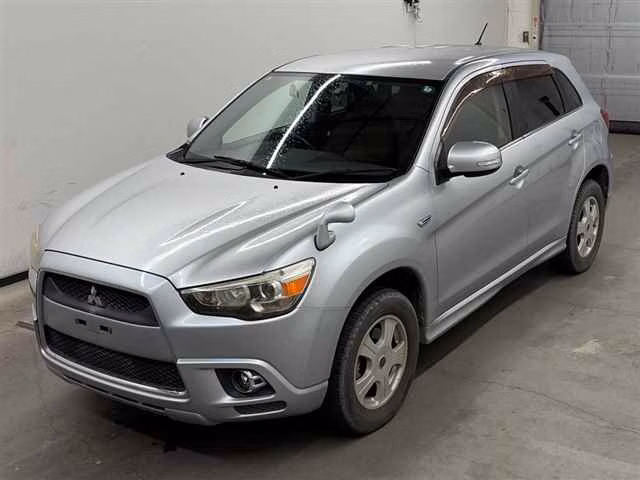 MITSUBISHI RVR