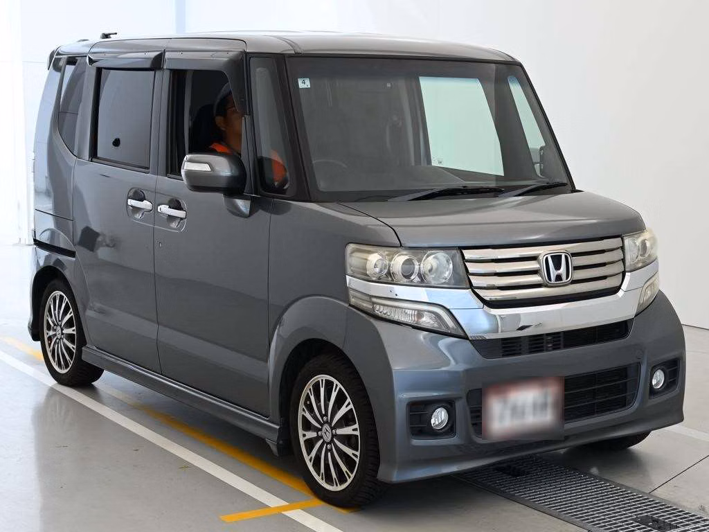 HONDA N-BOX