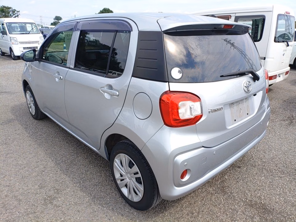 TOYOTA PASSO