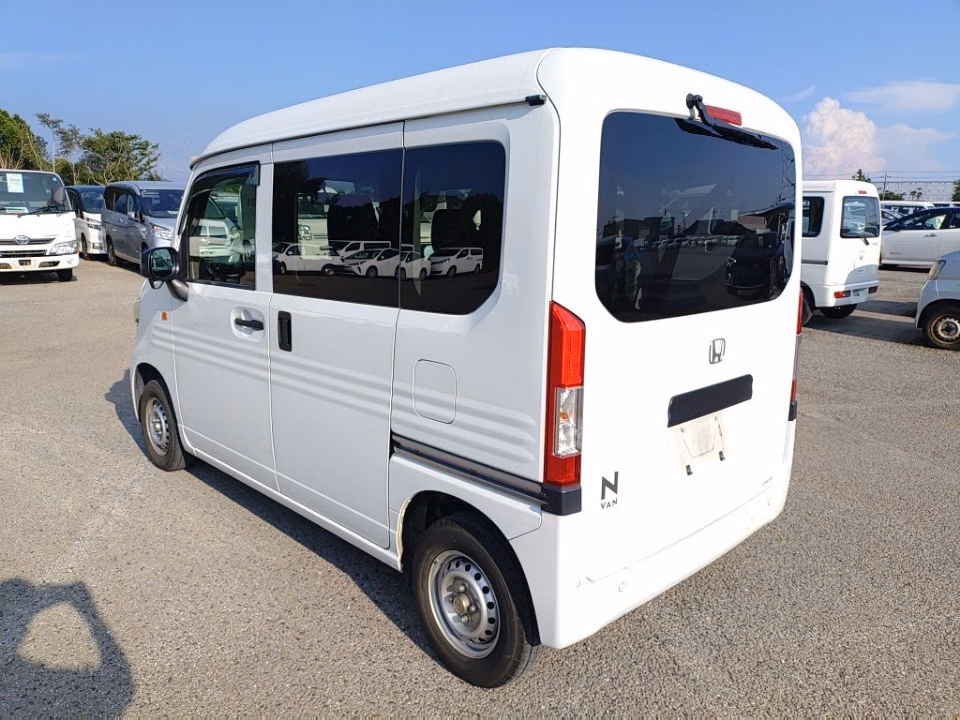 HONDA N-VAN