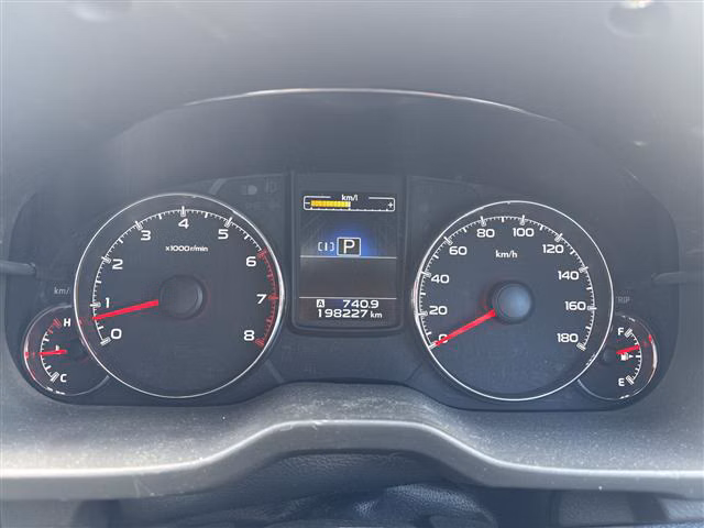 SUBARU LEGACY B4