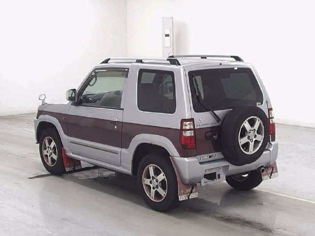 MITSUBISHI PAJERO MINI