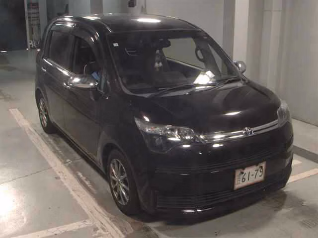 TOYOTA SPADE