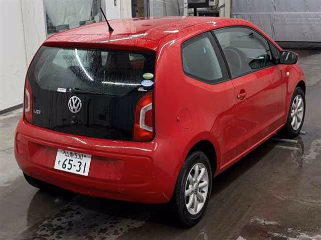 VOLKSWAGEN UP!
