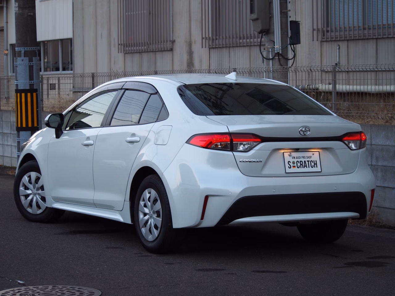 TOYOTA COROLLA