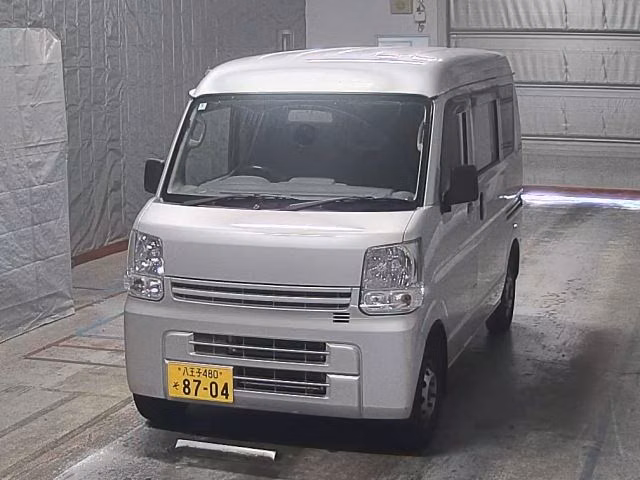NISSAN NV100 CLIPPER