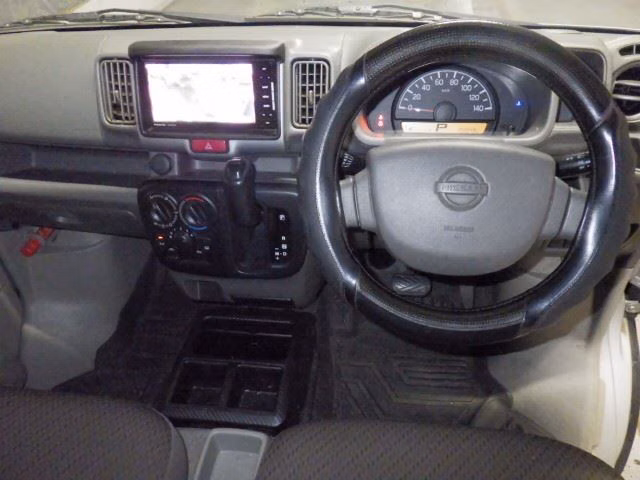 NISSAN NV100 CLIPPER