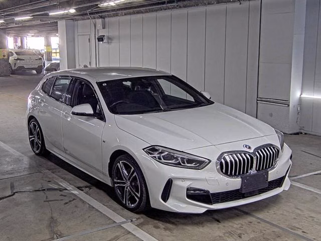 BMW 1-SERIES